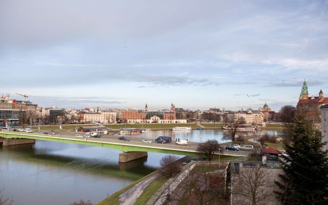 Riverside Aparthotel