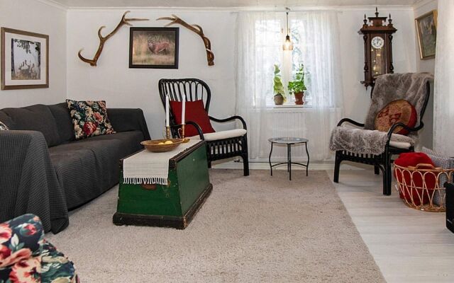 7 Person Holiday Home in Bullaren