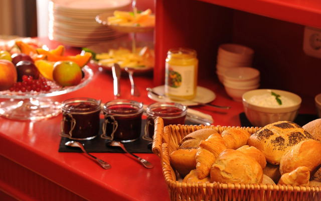 Schloss mit Park Kaarz