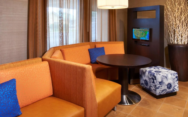 Courtyard Toledo Maumee/Arrowhead