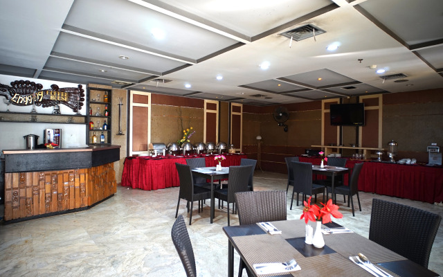 Benakutai Hotel and Apartemen