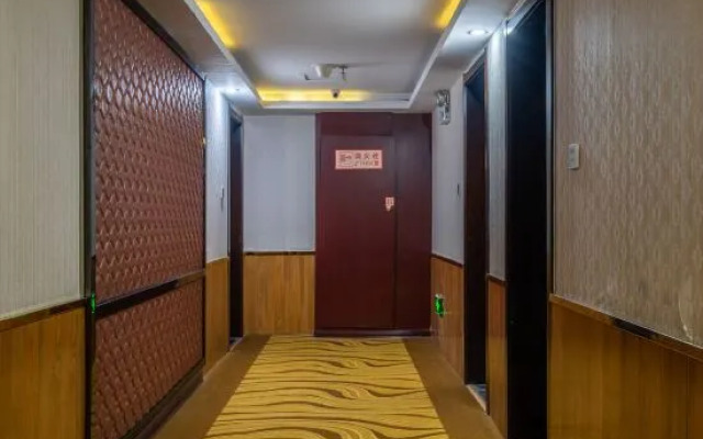 豪爵酒店(亳州火车站店)