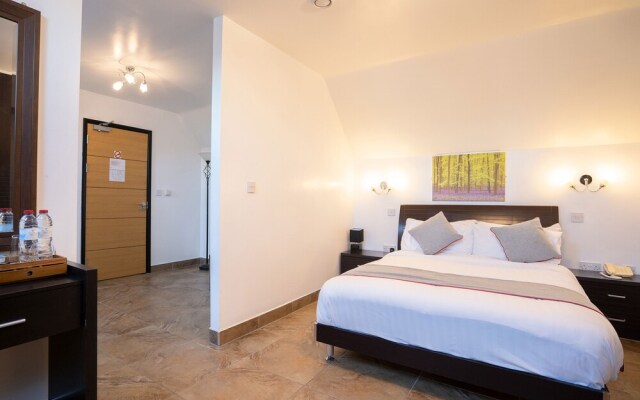 OYO ATZ and H Hotel