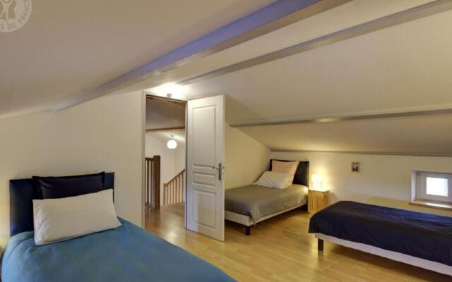 Gîte Saint-Hilaire-Cusson-la-Valmitte, 4 pièces, 6 personnes - FR-1-496-206