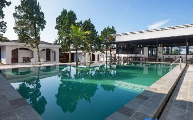 Casa de Lani Resort & Convention