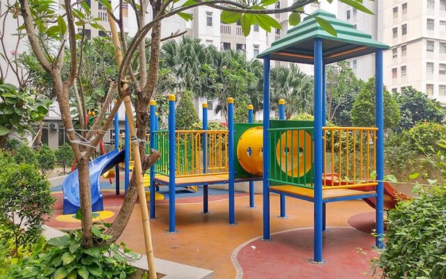 Green Bay Pluit Apartment with Sofa Bed