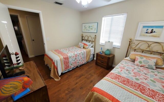 Summerhouse 251 2 Bedroom Condo by RedAwning