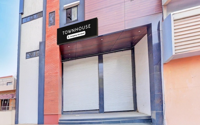Super Townhouse LIG