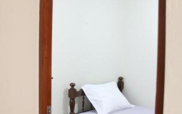 White Lion / 20 min Airport / Exclusive Area