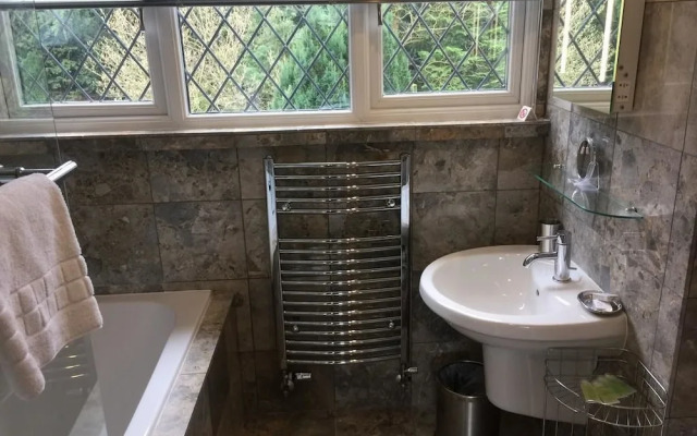 Barncroft Luxury Guest House