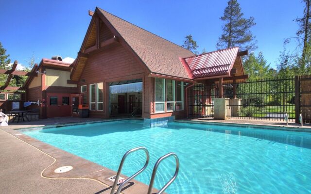 Cimarron 402 2 Bedroom Condo by RedAwning