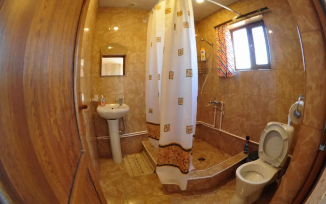 Saro B&B And Safari Tours
