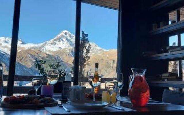 Alpine Lounge Kazbegi