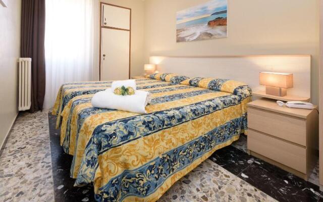 Hotel La Marina