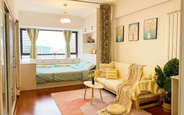 Huijuju B&B (Xintian 360 Plaza)