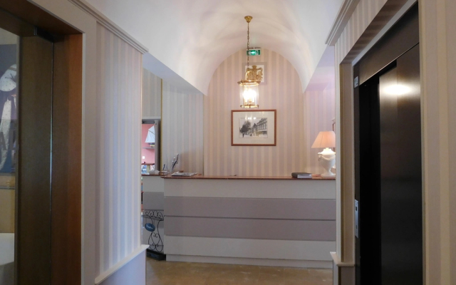 Brit Hotel Le Royal - Troyes