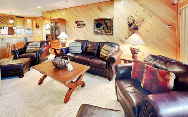 Magnificent Mountain Lodge