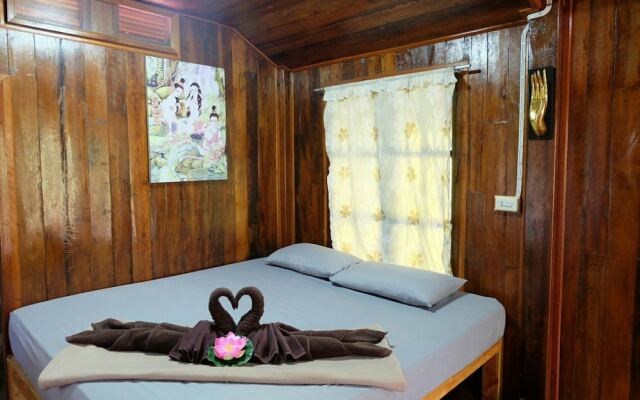 Ruenpinwilai Resort
