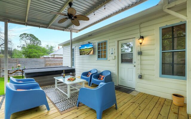 Walk 2 Main Hot Tub Putt-putt