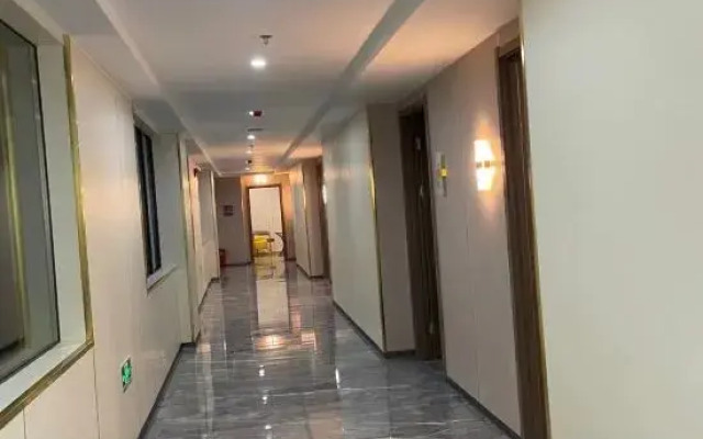 Huali Hotel (Huangshan North High-speed Railway Station)