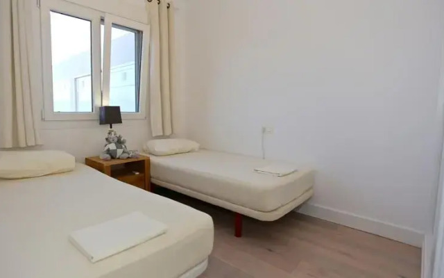 Tipical Spanish Appartment Near Los Locos Beach