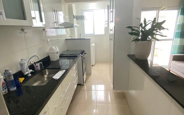 Pé na Areia Praia do Caiçara II