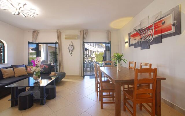 House Verão Ferreiras