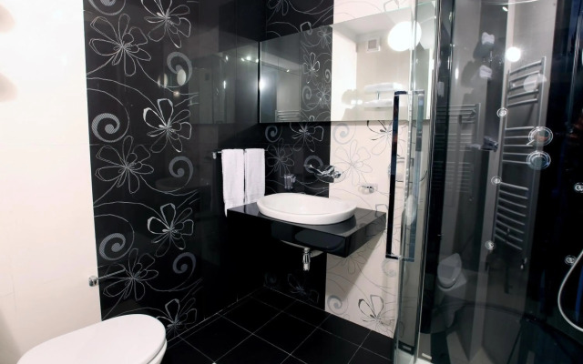 Ambiance Hotel