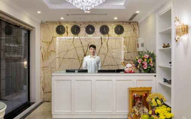 CBon Hotel Do Quang