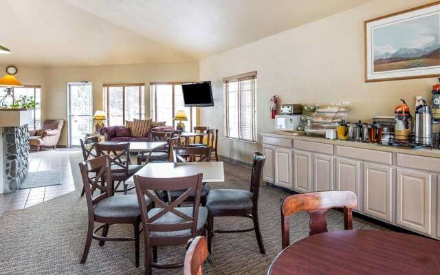 Quality Inn & Suites Minden