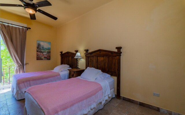 Ocean View 4BR Villa Steps From Cabo: Villa Haydee