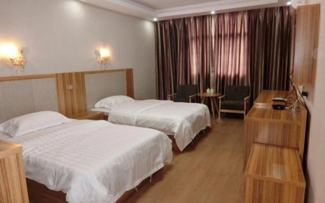 Macheng Fuhao Business Hotel – Guest Rooms – Huanggang