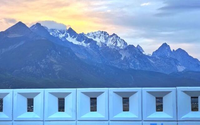 Lijiang Yushanyuni Snow Mountain View Boutique Hotel