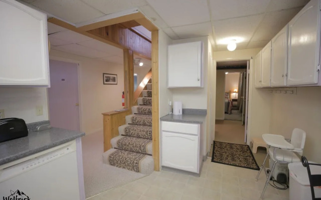 Jewel Lake Bed and Breakfast