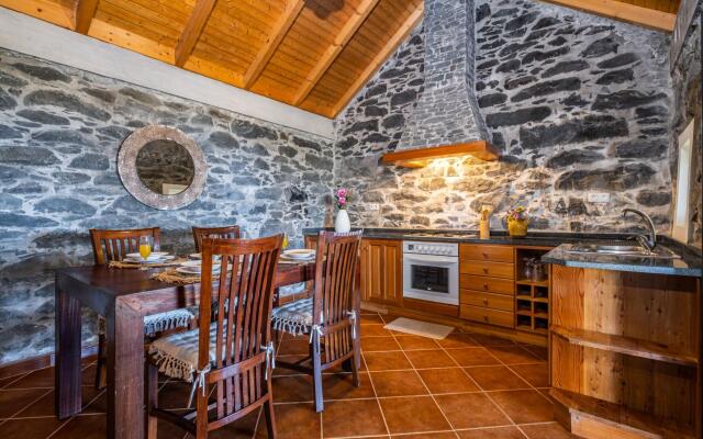 Rainbow Cottage by Madeira Sun Travel