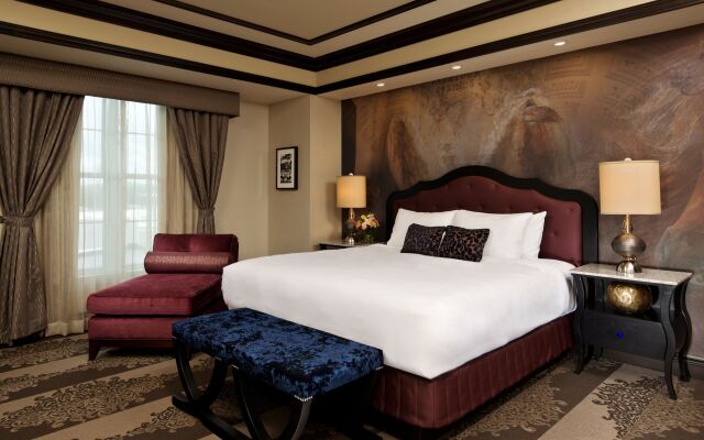 Saratoga Casino Hotel