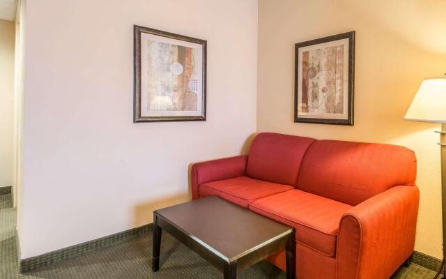 Comfort Suites West Jacksonville