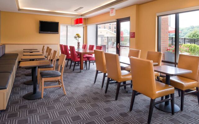 TownePlace Suites by Marriott Huntington