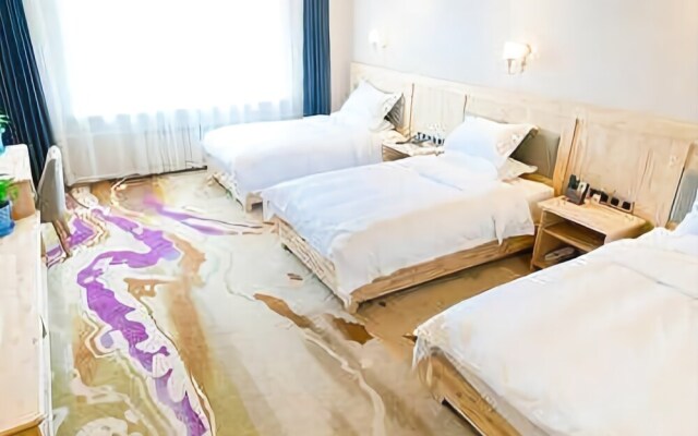 Wanting Deep Breath Theme Hotel