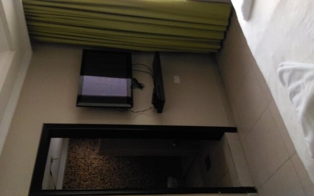 Paradi City Suites