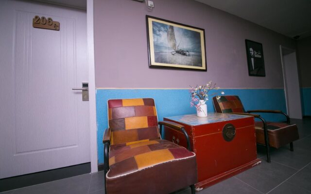 Qingdao Lejiaxuan Nostalgia Theme Inn