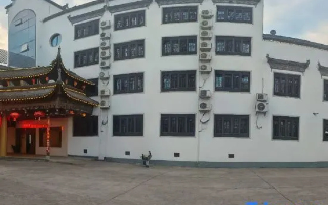 Xanadu Hotel In Yi County – Exterior – Huangshan