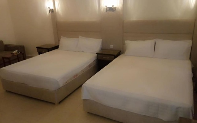 Royal Hayat - Budget Double Room