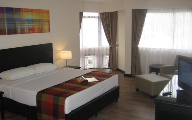 Grand Dormani Rajah Court Hotel