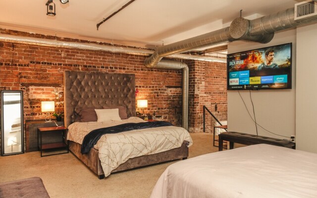CrashPad on Main Street