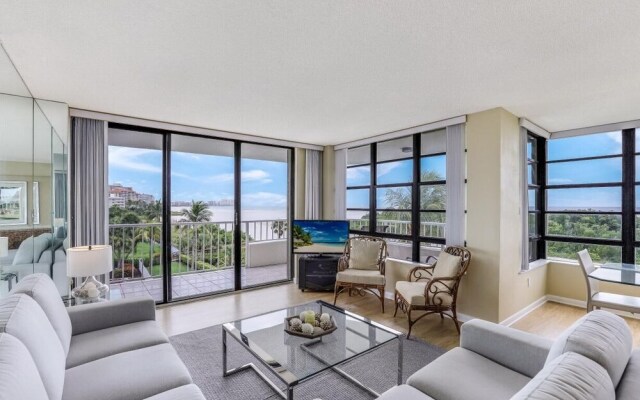 South Seas Tower 3-411