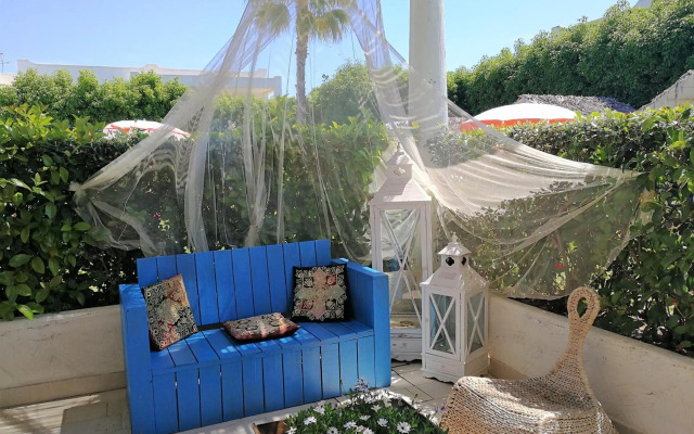 Blue Marine Apartments