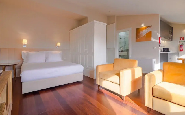 City-center Apartment With Modern Comforts