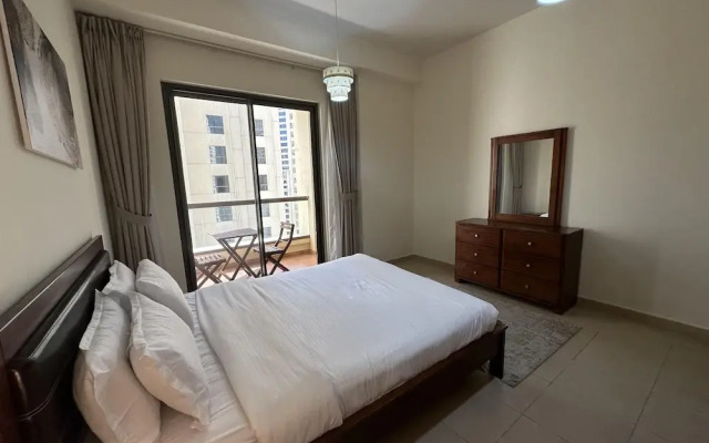 Manzil - Cozy 2BR Apt in JBR with Sea Views