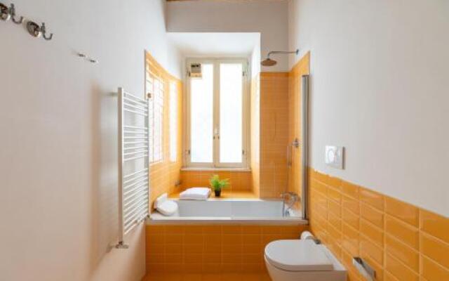 Iflat Monti Charming Apartment